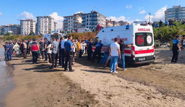 Boğulma tehlikesi ge&ccedil;irenleri kurtarmak isteyen 2 kişi &ouml;ld&uuml;!