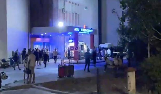 D&uuml;n&uuml;r iki aile arasında silahlı kavga: 1 &ouml;l&uuml;, 6 yaralı