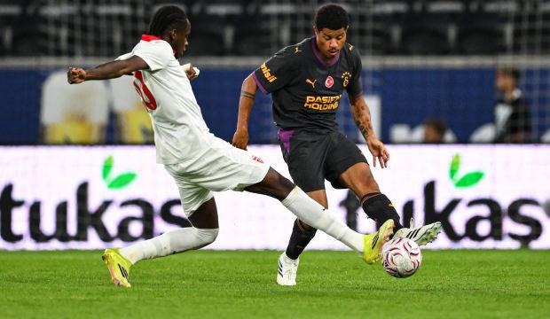 Galatasaray 2 golle yenildi