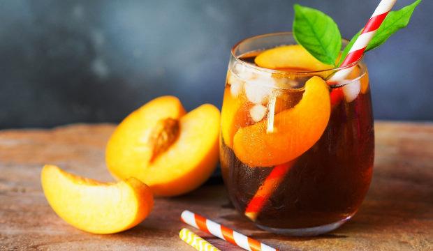 Hazırını aratmayan ev yapımı şeftalili soğuk &ccedil;ay