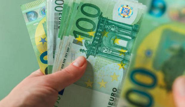 Herkese 1 milyon TL prim m&uuml;jdesi! Dev şirket kesenin ağzını a&ccedil;tı