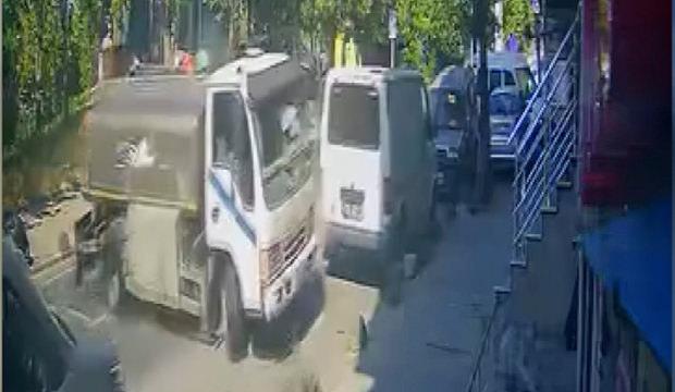 Su tankeri dehşet sa&ccedil;tı! Kaza sonrası şof&ouml;r olay yerinden ka&ccedil;tı