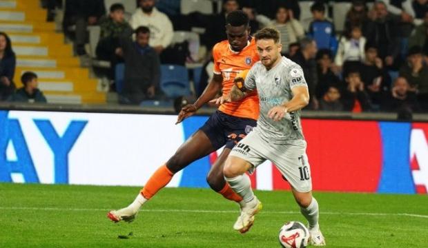 S&uuml;per Lig ekibinde flaş karar: Polonyalı orta saha ile yollar ayrıldı