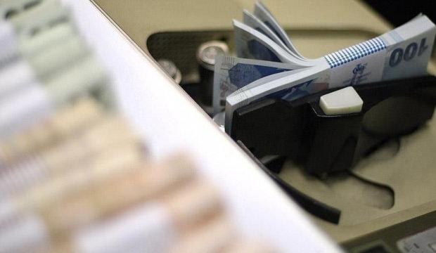 &Uuml;creti tartışma konusuydu! Yargıtay'dan bankacılık işlemleri i&ccedil;in kritik karar! 
