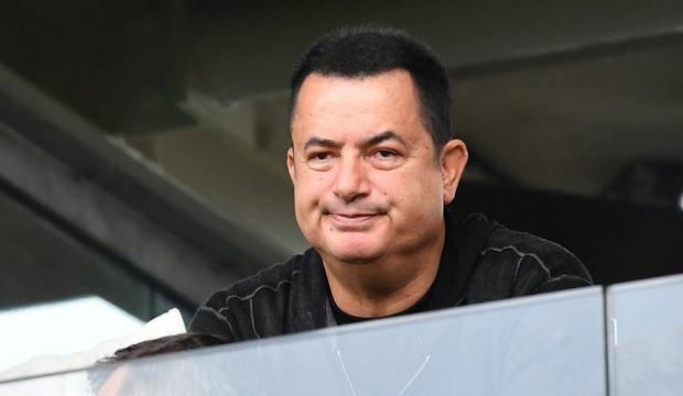 Acun Ilıcalı'dan Aziz Yıldırım sorusuna 3 kelimelik cevap