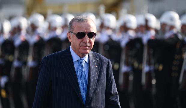 AK Parti'den 25. yıla &ouml;zel logo! Simgeler dikkat &ccedil;ekti