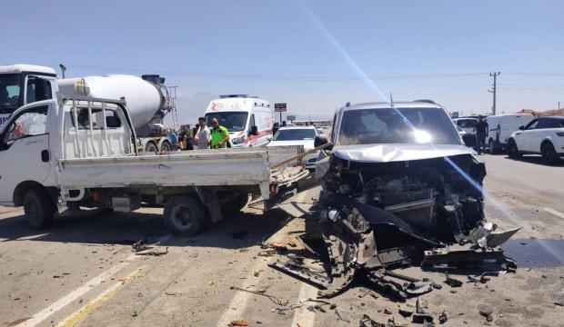 Aksaray'da 3 ara&ccedil;lık zincirleme kaza: 5 yaralı!