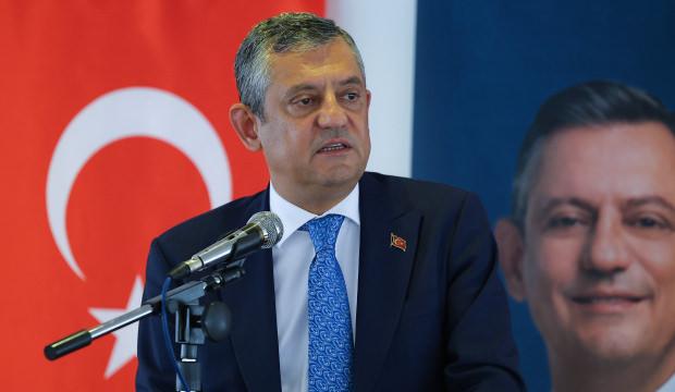 Bir siyas&icirc; harakiri yahut &Ouml;zg&uuml;r &Ouml;zel pragmatizmi