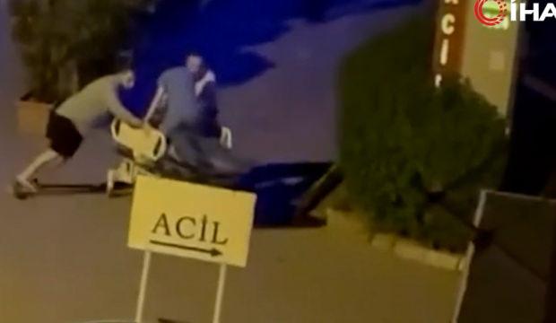 Bursa'da kahraman doktordan sedye &uuml;zerinde hayat kurtaran m&uuml;dahale