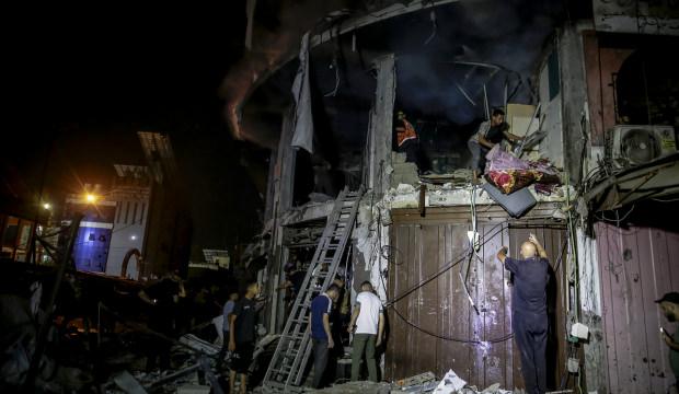 İsrail ateşkesi ihlal etmeye devam ediyor: Gazze'deki can kaybı bug&uuml;n de arttı