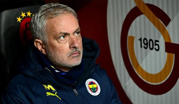 Jose Mourinho'dan Galatasaray'ı havalara u&ccedil;uracak haber! Fenerbah&ccedil;eliler tepki g&ouml;steriyor