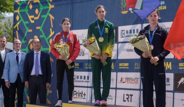 Milli sporcumuz d&uuml;nya ikincisi