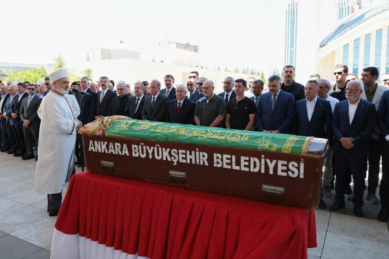 Bakan Yardımcısı Kavaklıoğlu'nun eşinin cenazesi, memleketi Niğde’ye uğurlandı.