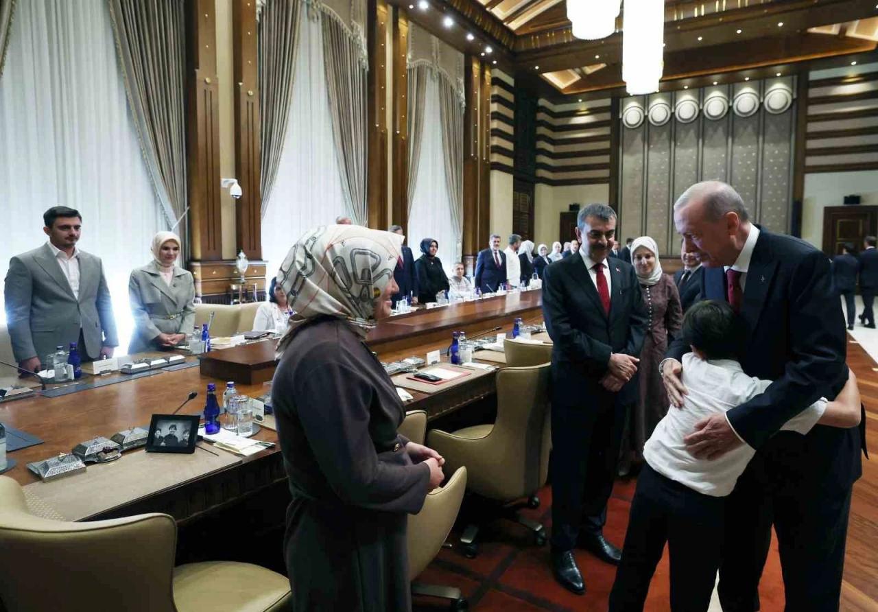 Kabulde, Milli Eğitim Bakanı Yusuf Tekin de yer aldı.