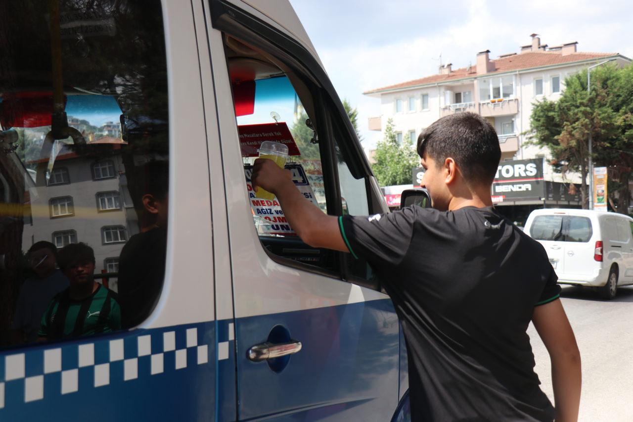 14 yaşında asgari ücreti üçe katladı! 6 saat çalışarak ayda 90 bin lira kazanıyor 