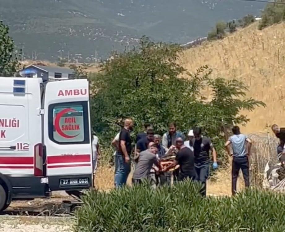 Olay yerine çok sayıda ekip sevk edildi.