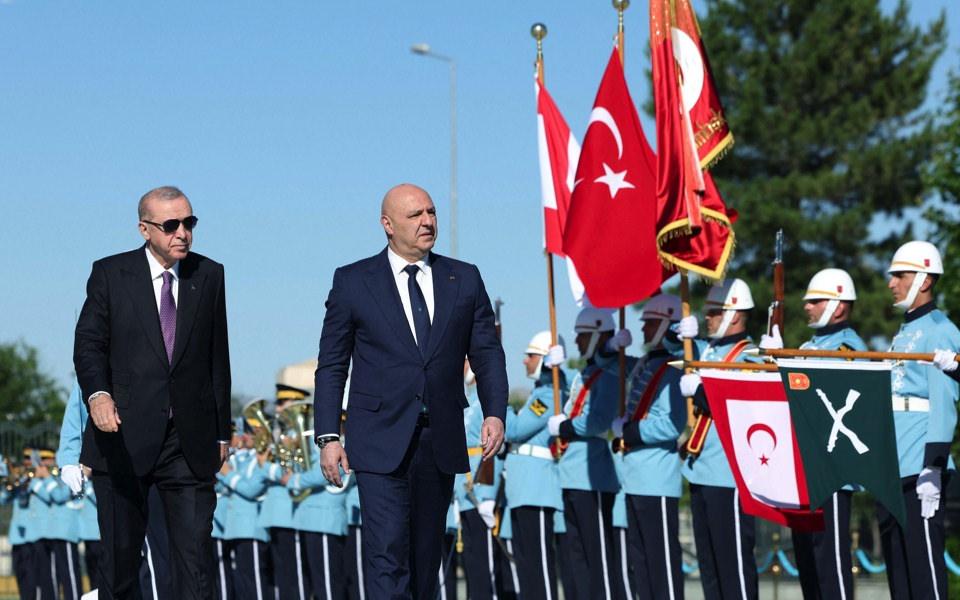 Lübnan Cumhurbaşkanı Joseph Avn, 30 Temmuz 2026'da Ankara'da Cumhurbaşkanı Recep Tayyip Erdoğan tarafından resmi törenle karşılandı.