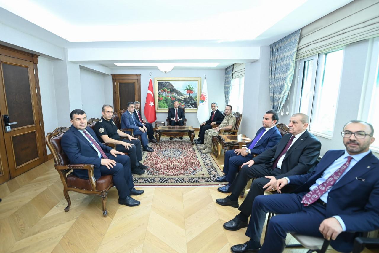 Bakan Mehmet Nuri Ersoy Şırnak’ta! Kentteki yatırım projelerini tek tek ele aldı  