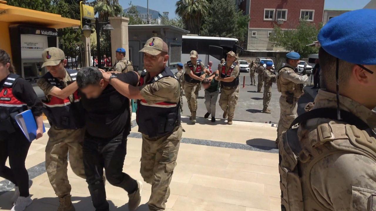 8 şüpheli tutuklandı. 