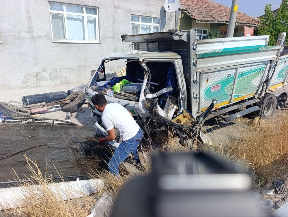 Kazada, 1 ölü, 15 yaralı var.