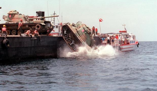 ABD 100 savaş tankını denize batırdı: Canlılara doğal yuva 