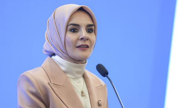 Bakan G&ouml;ktaş duyurdu: &Ouml;ğrencilere eğitim desteği i&ccedil;in 2 milyar liralık kaynak!