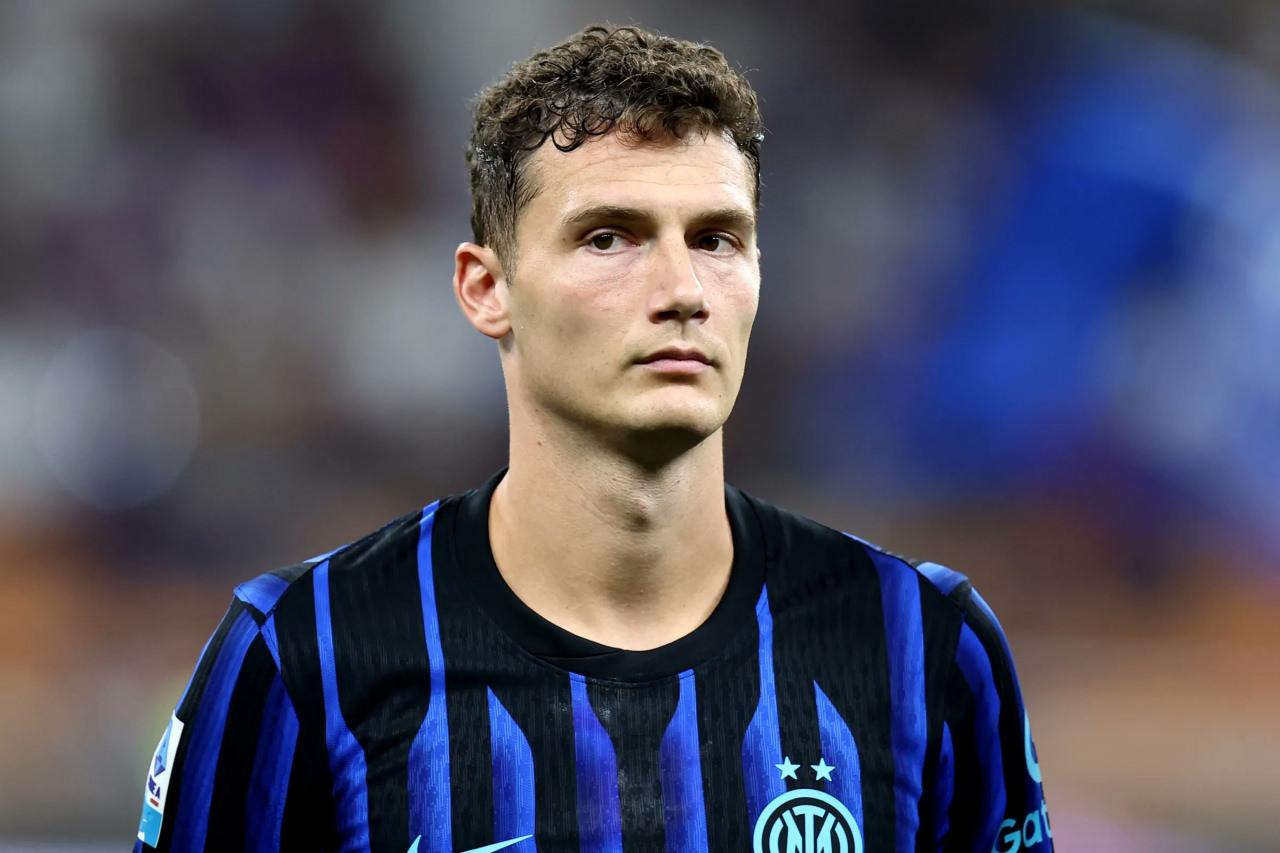 Fransız sağ bek Benjamin Pavard