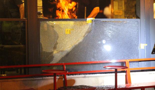 Kebap&ccedil;ıya kalaşnikoflu saldırıda korkun&ccedil; detay: Konumu kimin attığı belli oldu