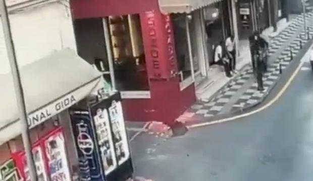 Polisten ka&ccedil;an motosikletli vali yardımcısına &ccedil;arptı