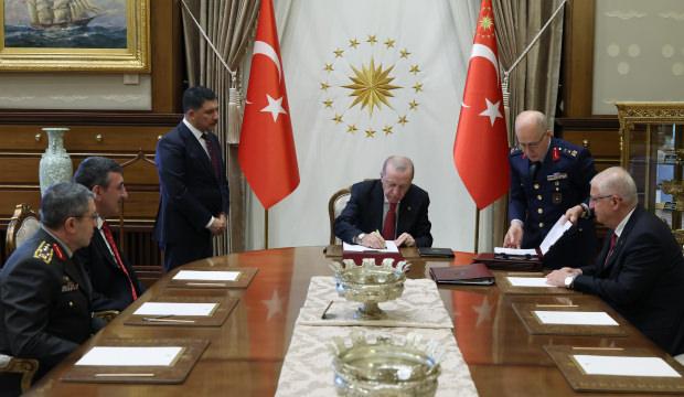 YAŞ kararlarına damga vuran 3 komutan! Hayat hikayeleri g&uuml;ndem oldu