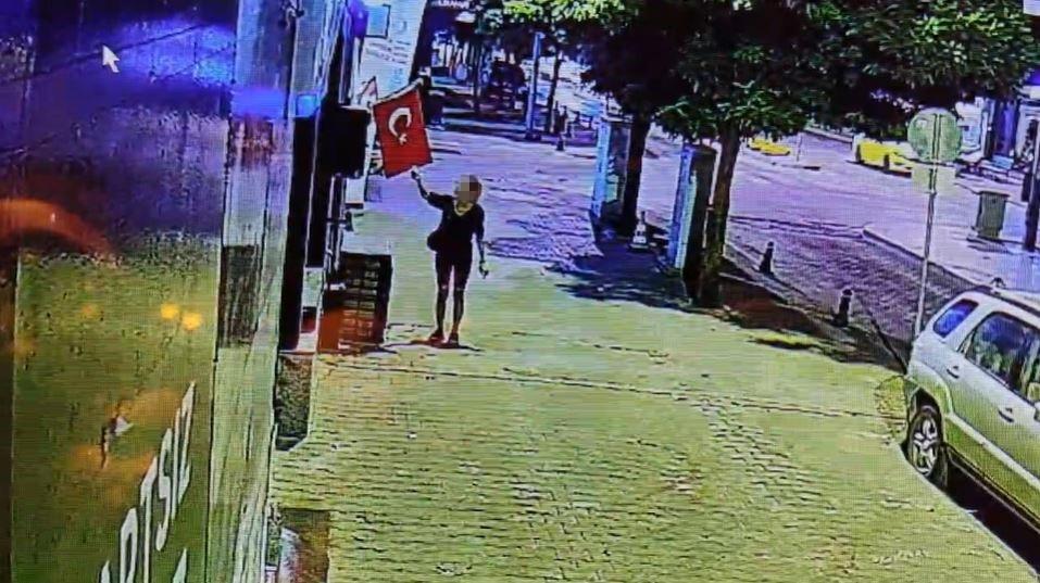 Muğla'da Türk bayrağını yakan şüpheli adliyeye sevk edildi