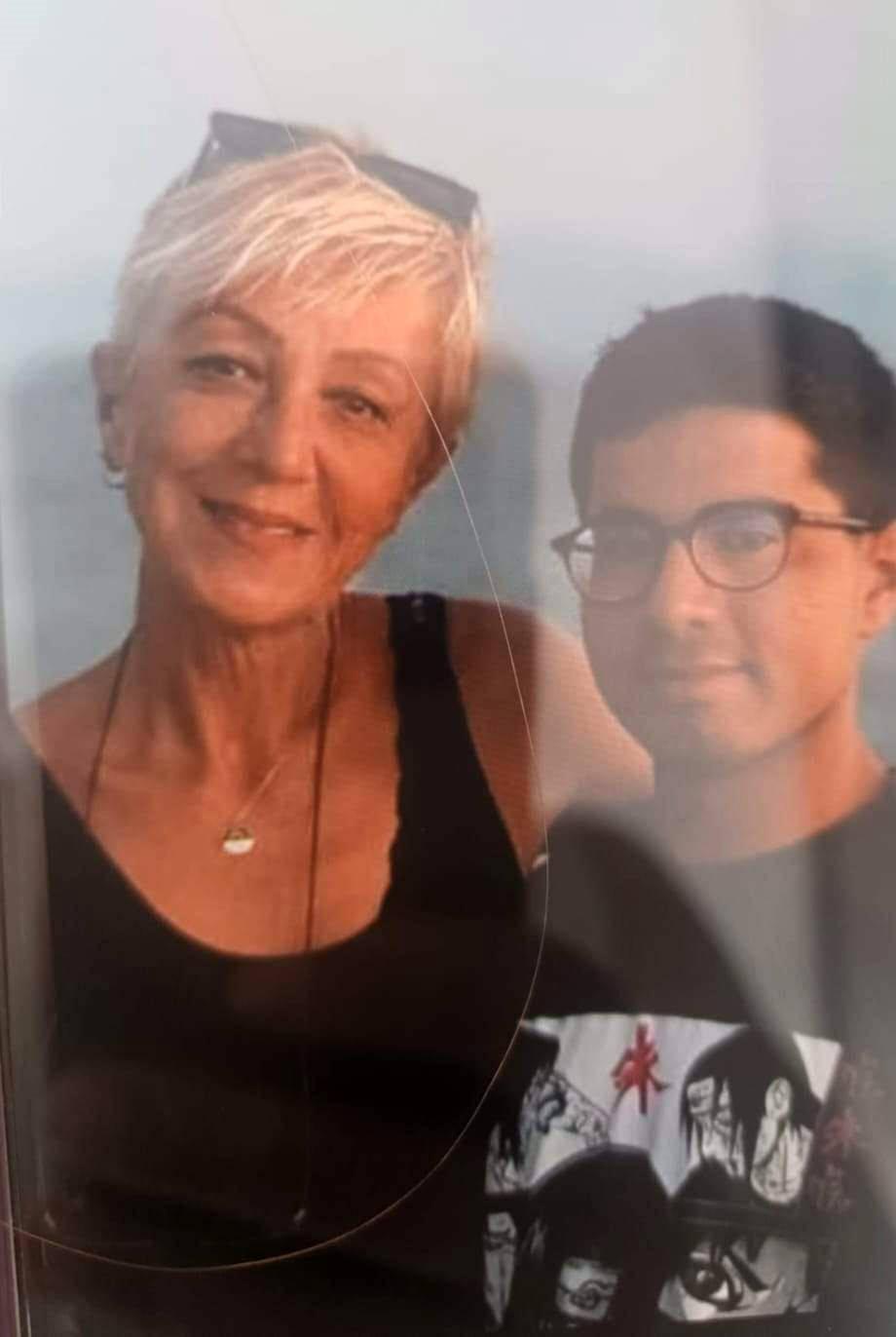 Anne ve oğlu evde ölü bulundu.