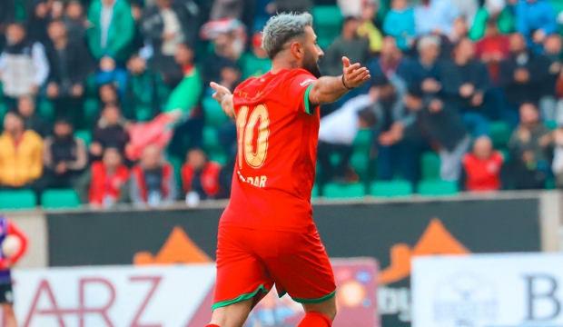 Amedspor'da s&uuml;rpriz ayrılık! 