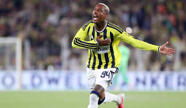 Anderson Talisca Alex de Souza'nın tahtını yıkabilir!