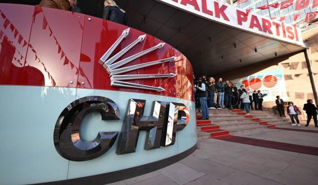 Aydın'da CHP'li belediye meclis &uuml;yesi AK Parti'ye ge&ccedil;ti