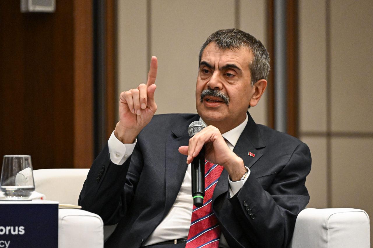 Milli Eğitim Bakanı Yusuf Tekin, Genç Diplomasi Derneği (GDD) tarafından 'Krizler Çağında İnsani Diplomasi' temasıyla düzenlenen Bosphorus Diplomasi Forumu'nun 2026 (BDF'26) 'Yeni yüzyılda Eğitimin Dönüşümü' başlıklı panelinde konuştu.