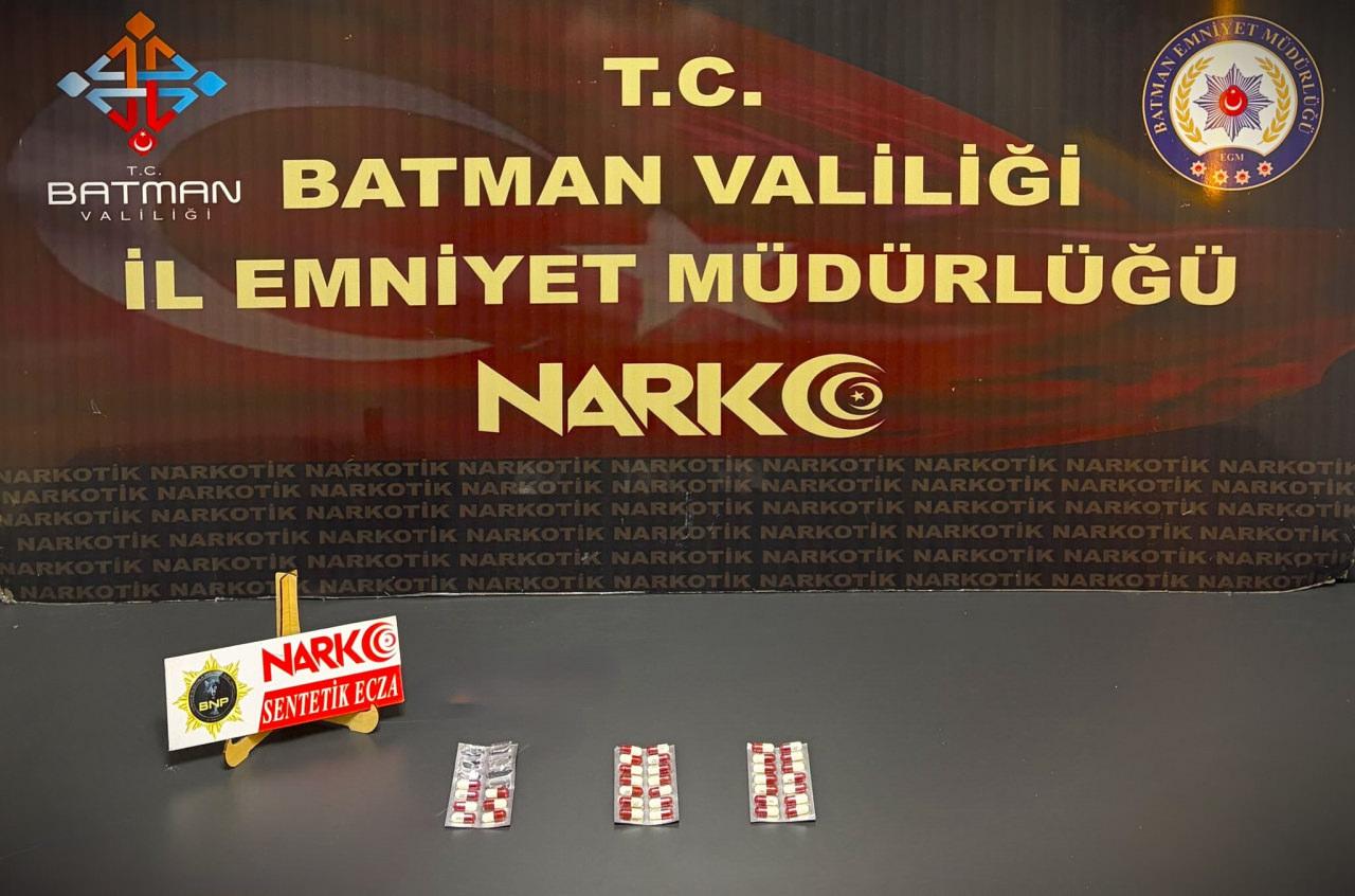 Batman'da zehir tacirlerine darbe: Gözaltına alınan 5 şüpheli tutuklandı