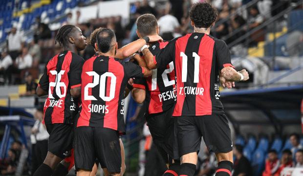 İstanbul derbisini 6 dakikada 2 gol atarak kazandılar