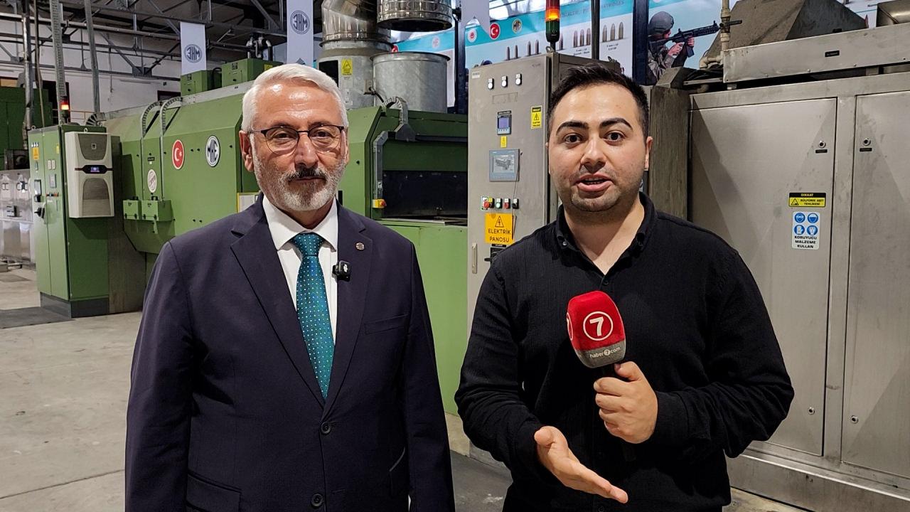MKE Genel Müdürü İlhami Keleş(sol), Haber7 muhabiri Yavuz Selvi (sağ)