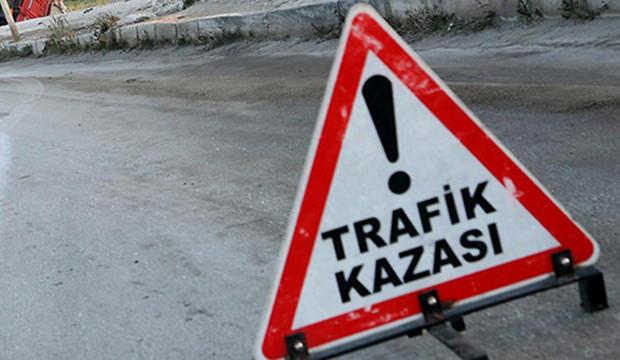 Kontrolden &ccedil;ıkan ara&ccedil; su kanalına devrildi: 1 &ouml;l&uuml;, 3 yaralı
