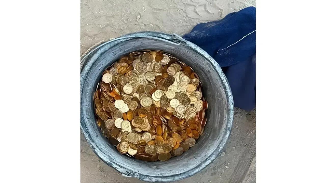 Duvardan çıkan 485 milyonluk sır: 18 yaşındaki işçi hazine buldu