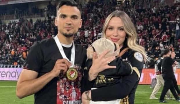 S&uuml;per Lig'de oynayan yıldız ailesiyle birlikte &ouml;l&uuml;mden d&ouml;nd&uuml;! 
