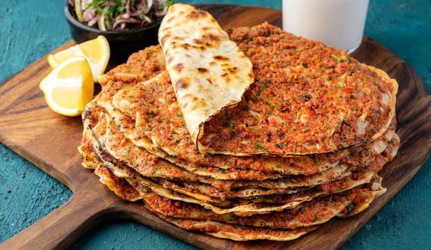 3 şehirde at ve eşek eti skandalı! Lahmacundan kavurmaya...
