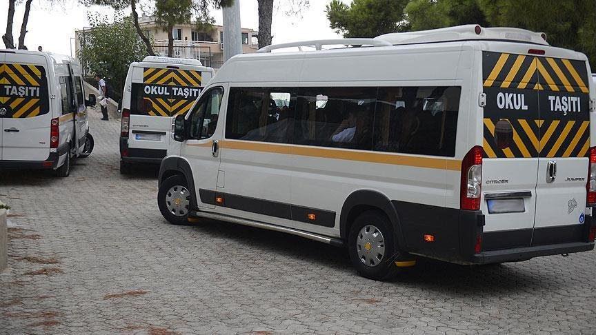 Okul servislerinde yeni tarife belli oldu: Veliler tepkili, servisçiler ucuz buluyor