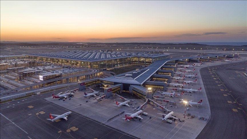 İstanbul Havalimanı'ndan tarihi başarı: 20 yıllık Heathrow liderliğini bitirdi