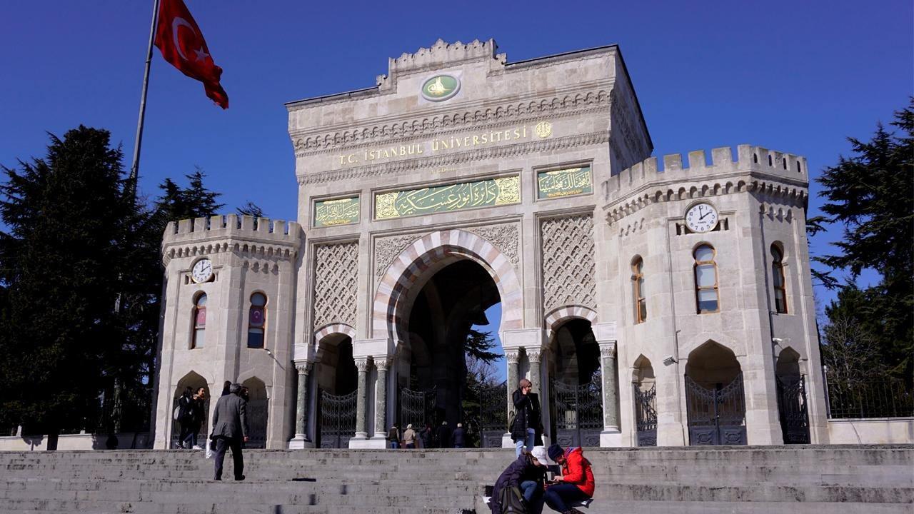 Üniversitelerde kayıt süreci yarından itibaren başlıyor. 