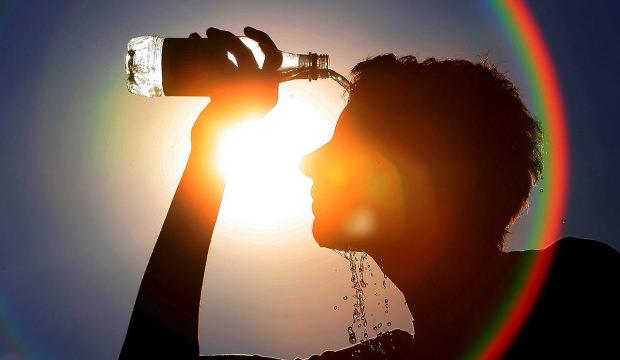 &Ccedil;ifte iklim felaketine hazır olun! T&uuml;rkiye'ye rekor sıcaklar geliyor