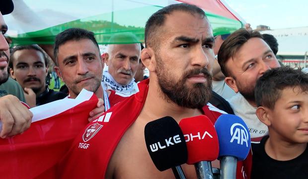 Feyzullah Akt&uuml;rk: Kupamı Filistinli &ccedil;ocuklara hediye ediyorum