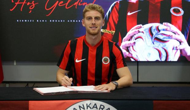 Galatasaray ayrılığı duyurdu! S&uuml;per Lig ekibine gitti