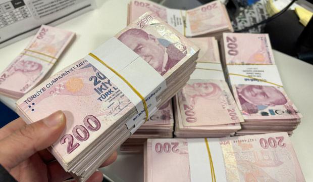 Hazine iki ihaleyle 79,1 milyar lira bor&ccedil;landı!